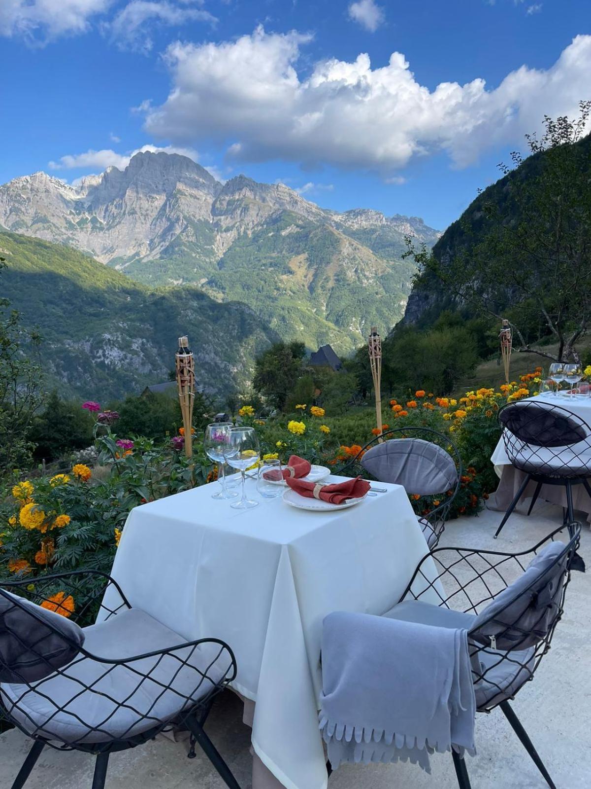 Vidis Chalet Boutique Hotel Theth Exterior foto